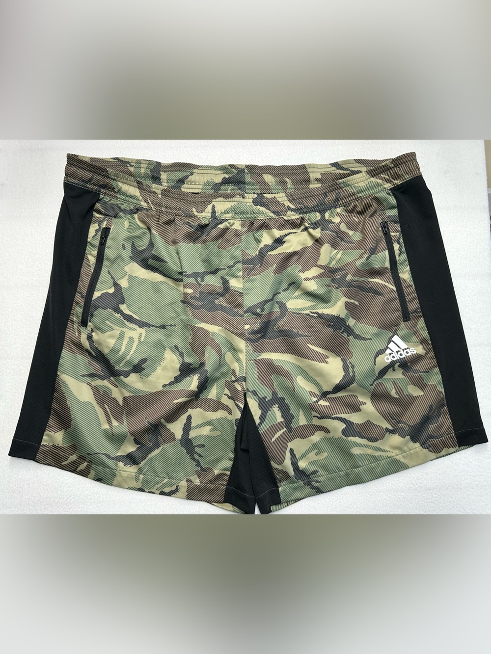 Adidas Men’s 2XL Camo AEROREADY Primegreen Training Shorts Zip Pockets XXL